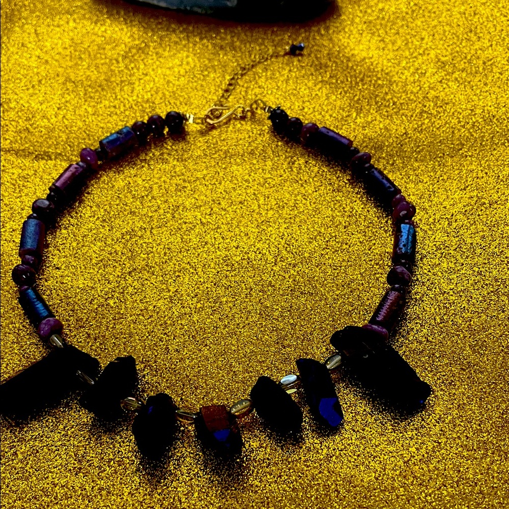 Chic Beaded Necklace in Purple and Black